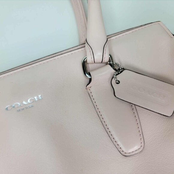 Coach Leather Women's Handbag in Pale Pink Color (Misty Rose) - Picture 8 of 14